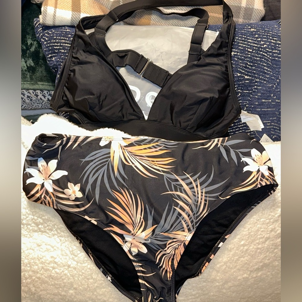 Women’s brand new with tags XL Bikini